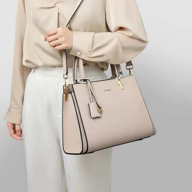 CBANNER Tote