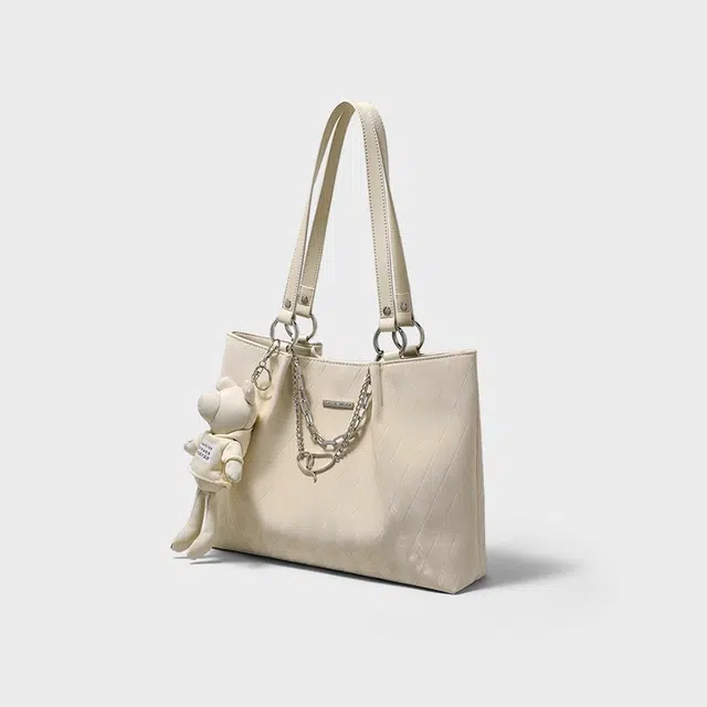 CBANNER Tote