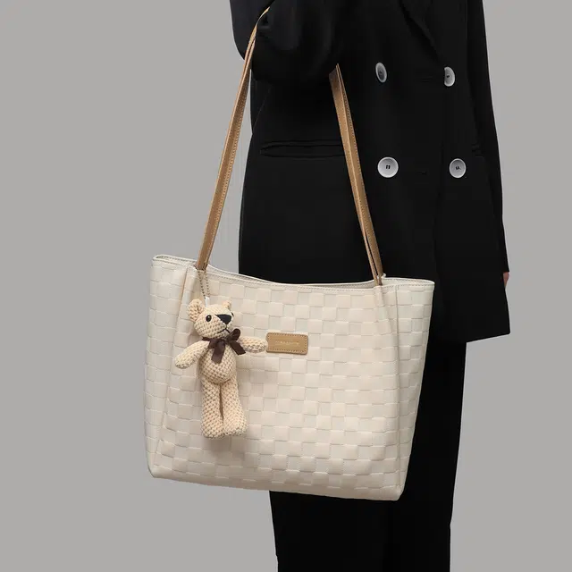 CBANNER tote