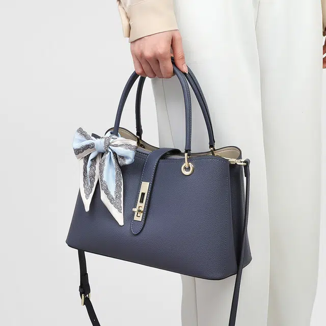 CBANNER Tote