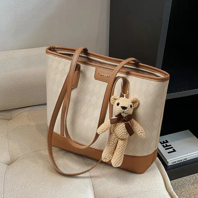 CBANNER Tote