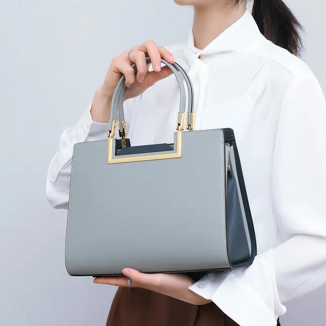 CBANNER Tote