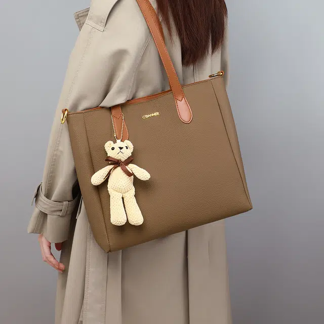 CBANNER Tote