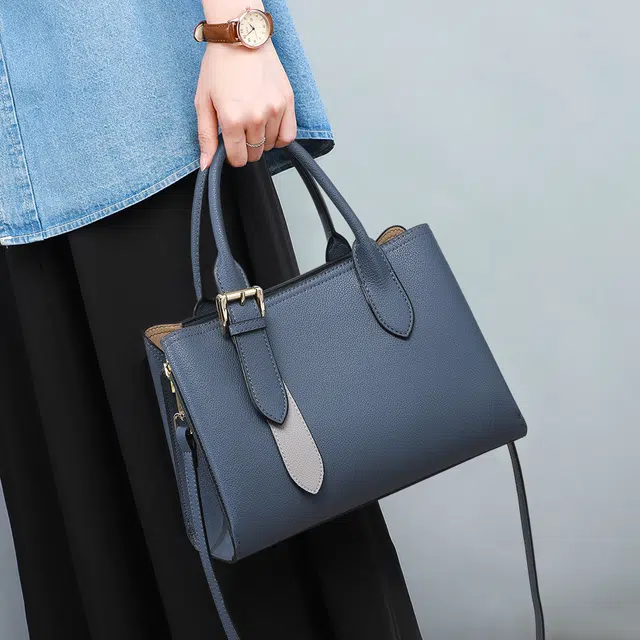 CBANNER Tote