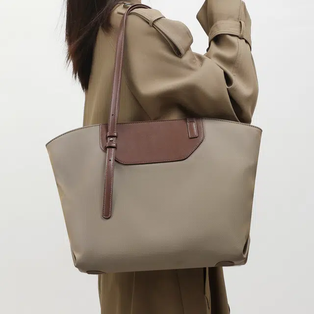 CBANNER Tote