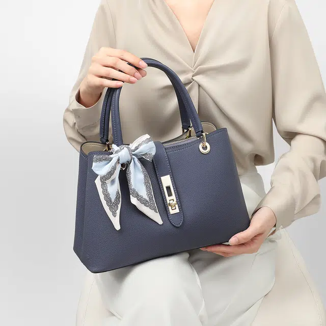 CBANNER Tote