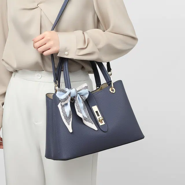 CBANNER Tote