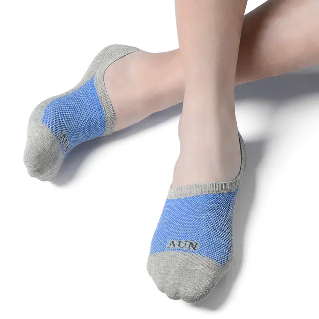 AUN 6