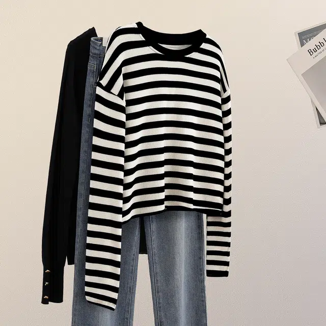 她池 圆领套头撞色慵懒风落肩长袖卫衣 女款 黑米条纹