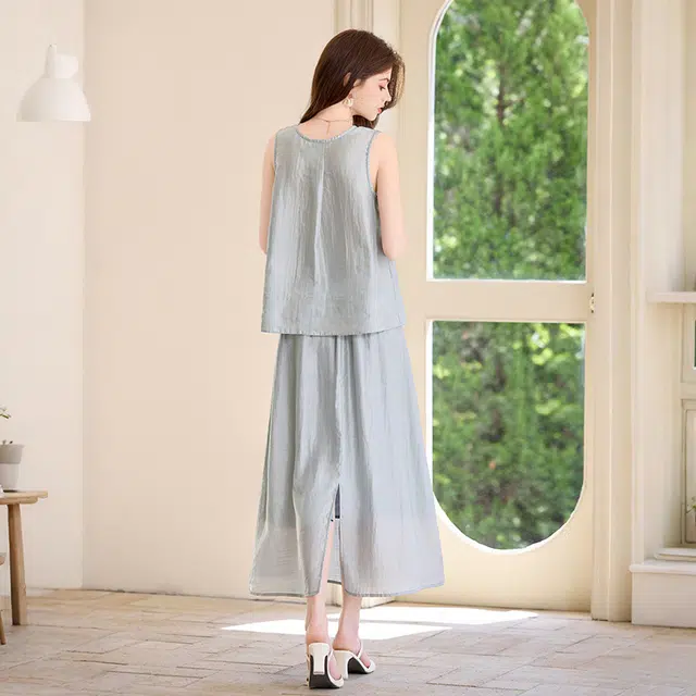 她池 休闲背心搭半身裙两件套正反两穿裙装套装 女款