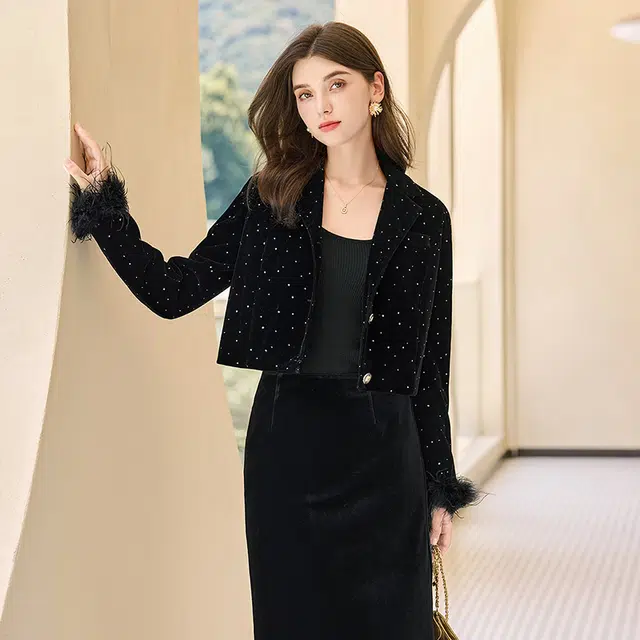 她池 重工烫银简约拼接短款西装领截短外套 女款 黑色