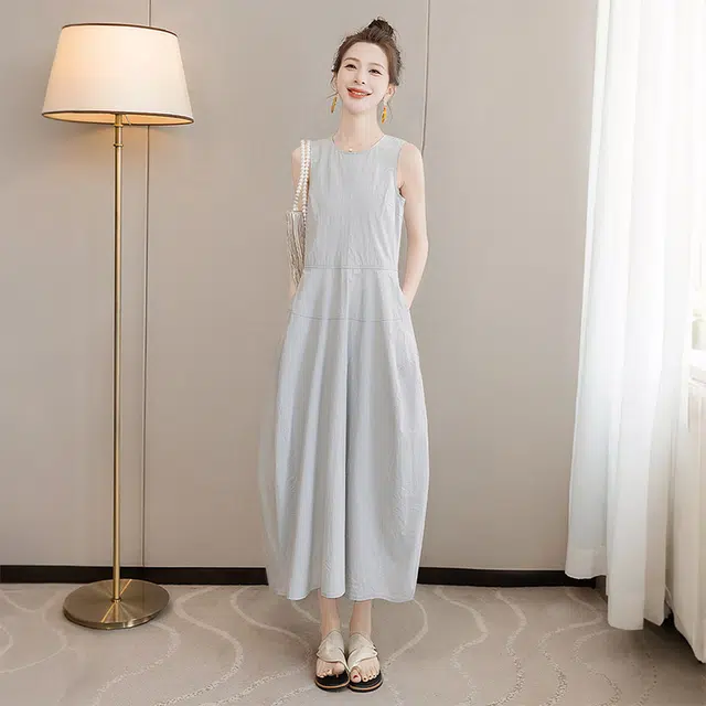 丝柏舍 简约圆领纯色休闲风中长款无袖连衣裙 女款