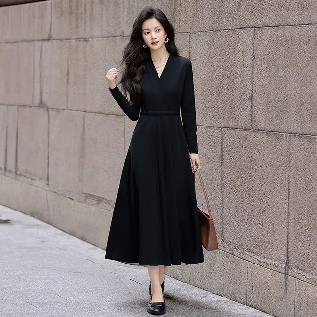 丝柏舍 收腰系带气质纯色中长款修身简约长袖连衣裙 女款 黑色