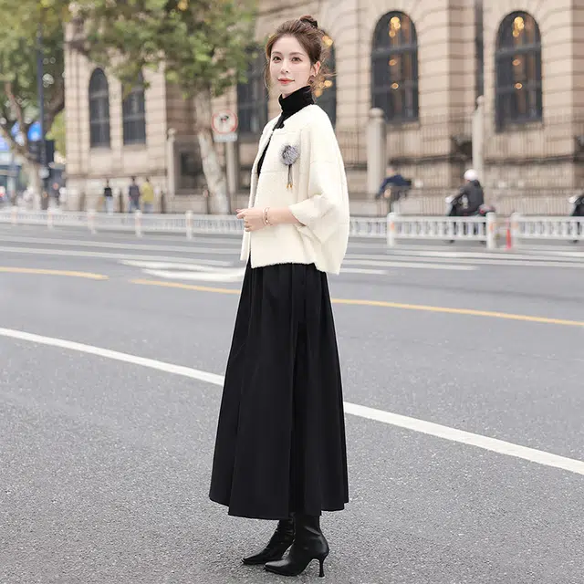 丝柏舍 纯色九分袖开衫上衣气质宽松显瘦短款绒感外套 女款 米色