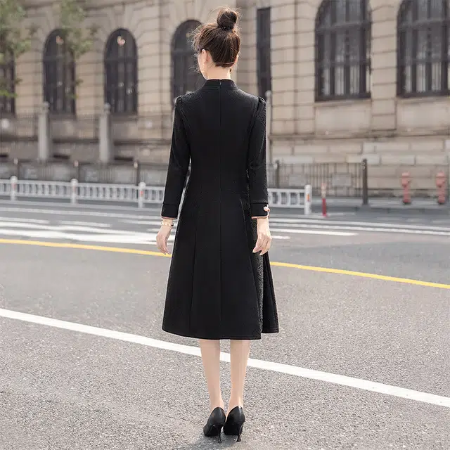 丝柏舍 新中式修身中长款收腰立领气质撞色改良旗袍长袖连衣裙 女款 黑色