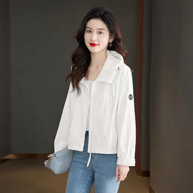 丝柏舍 宽松休闲连帽短款显瘦长袖简约拉链夹克外套 女款 白色