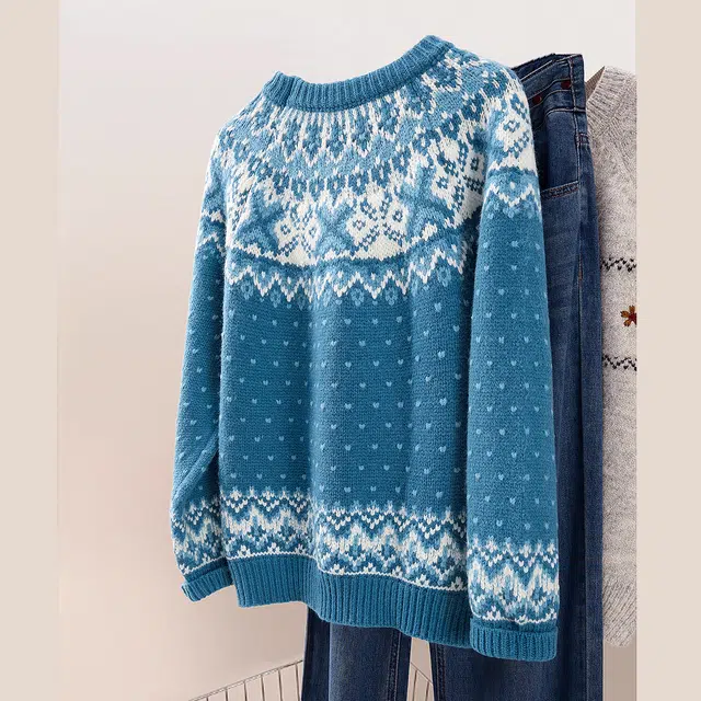 丝柏舍 撞色图案圆领复古宽松款套头清新休闲插肩长袖毛衣 女款