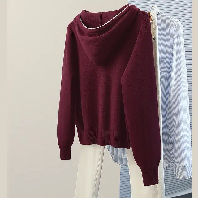 丝柏舍 宽松款简约长袖短款休闲风上衣拼色开衫连帽针织衫 女款
