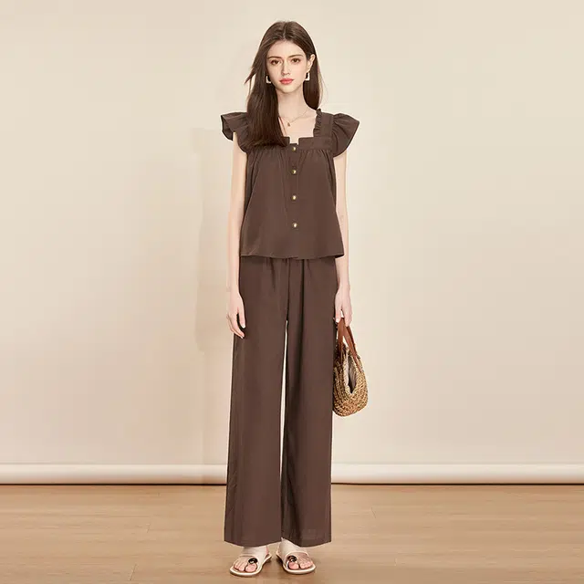 她池 两件套减龄百搭休闲套装 女款 咖色