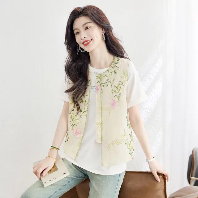 丝柏舍 单排扣新中式国风花朵刺绣清新叠穿气质圆领复古马甲 女款