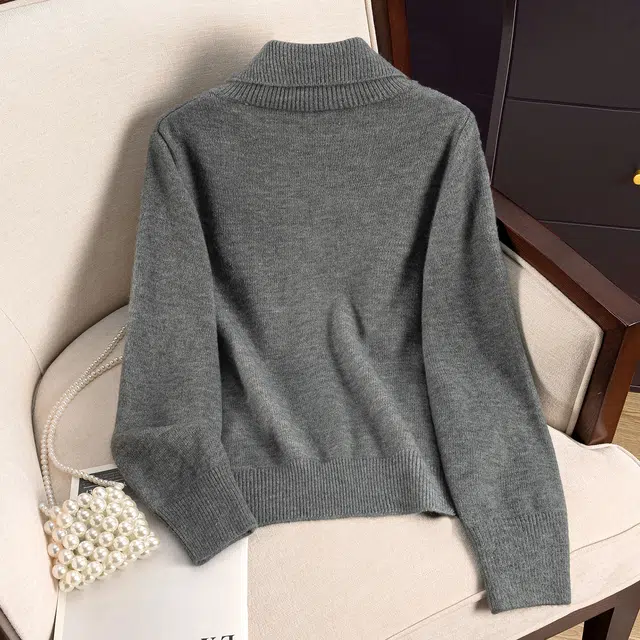 她池 设计感彩色单排扣宽松款翻领长袖针织衫 女款