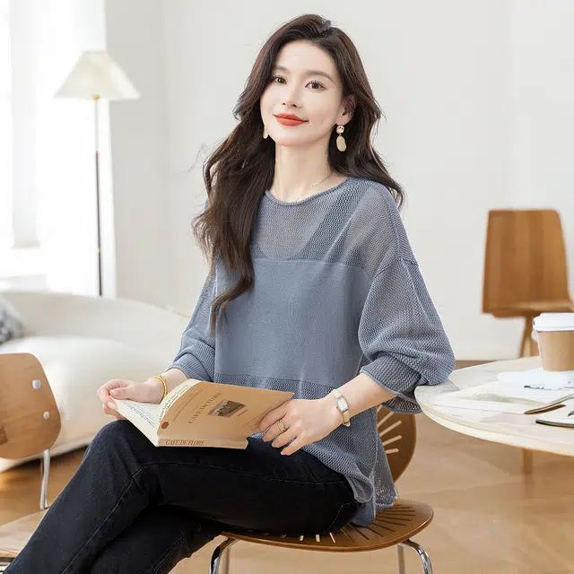 丝柏舍 镂空纯色圆领开叉慵懒风宽松款简约罩衫落肩长袖针织衫 女款