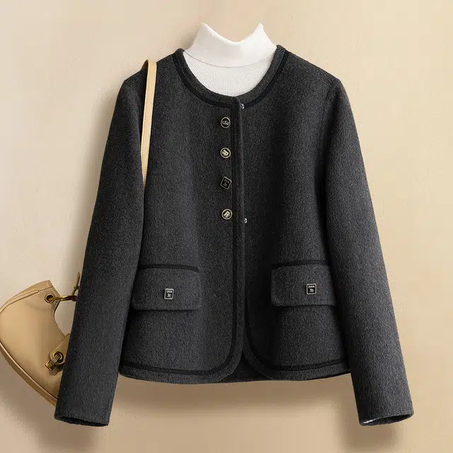 丝柏舍 圆领绵羊毛上衣宽松款长袖单排扣双面呢截短外套 女款