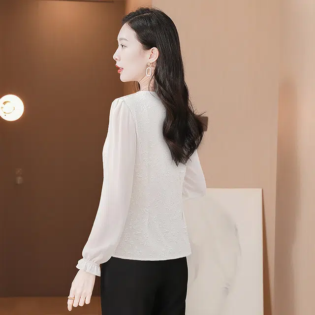 V