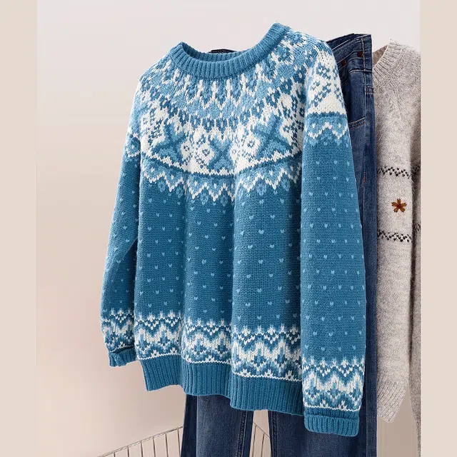 丝柏舍 撞色图案圆领复古宽松款套头清新休闲插肩长袖毛衣 女款