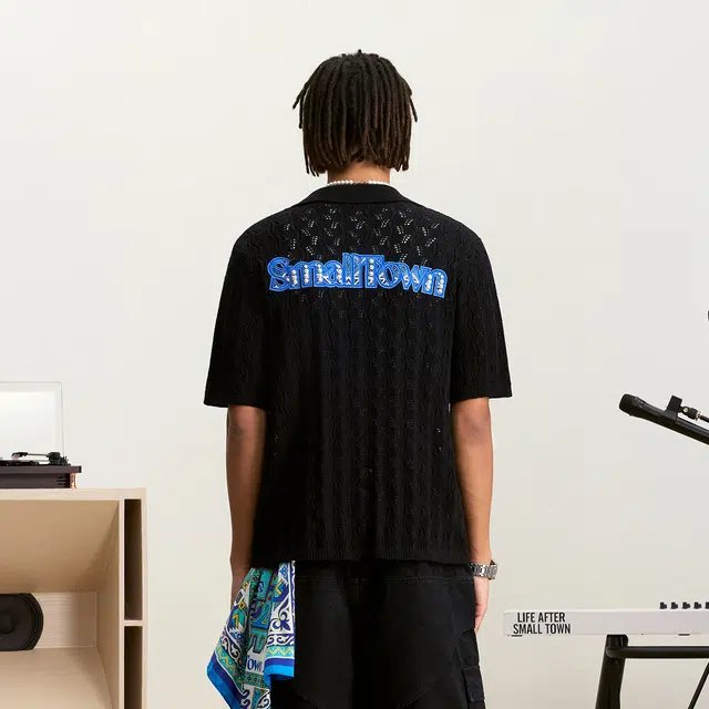 STK SMALL TOWN KID T