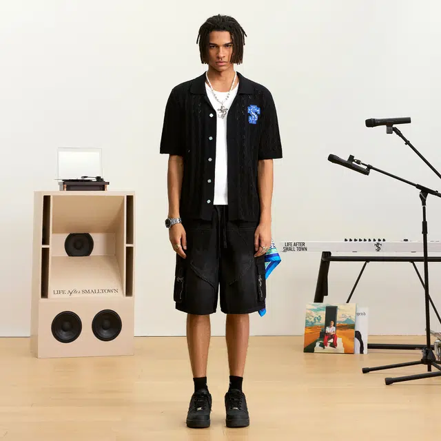 STK SMALL TOWN KID T
