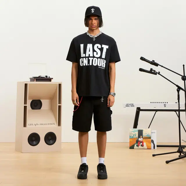 STK SMALL TOWN KID T