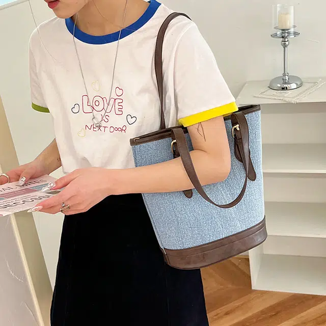 PULUWIRR Tote