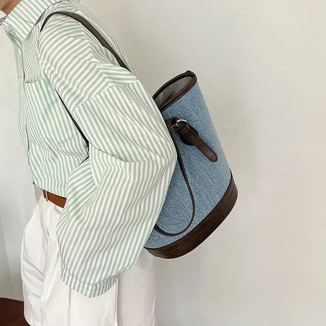 PULUWIRR Tote