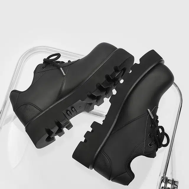 超纤皮 复古英伦风舒适百搭厚底 男士休闲 男款 黑色