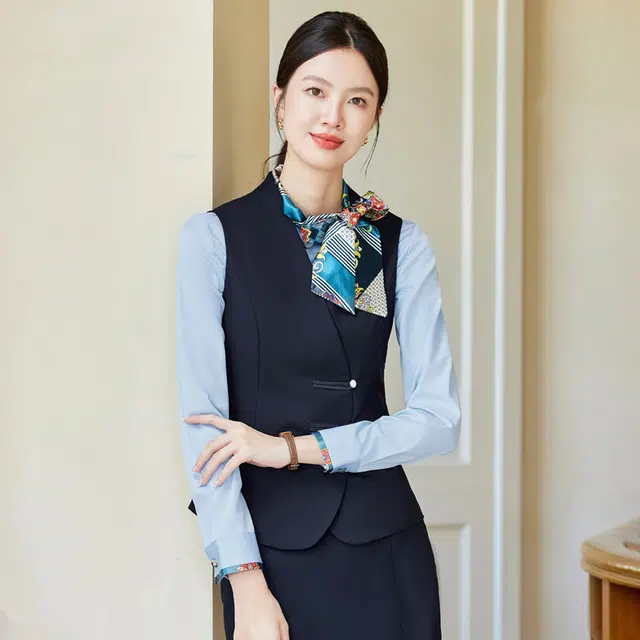 唐娜姿兰 立领修身纯色舒适通勤时尚长袖衬衫 女款