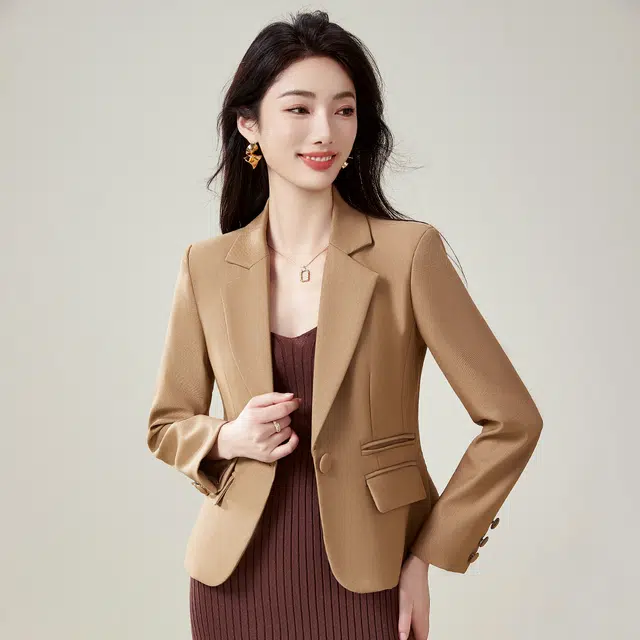 唐娜姿兰 纯色一粒扣短款修身西装 女款