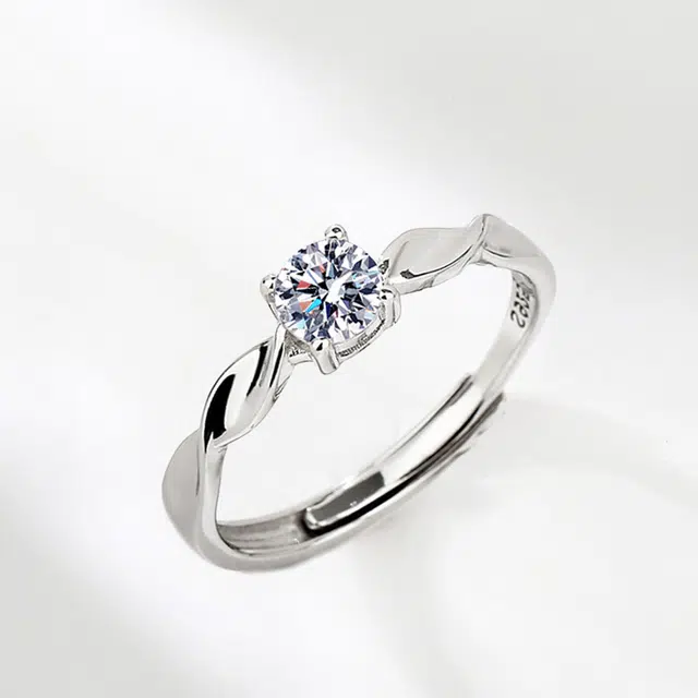 YUOFFICIAL Mobius Ring