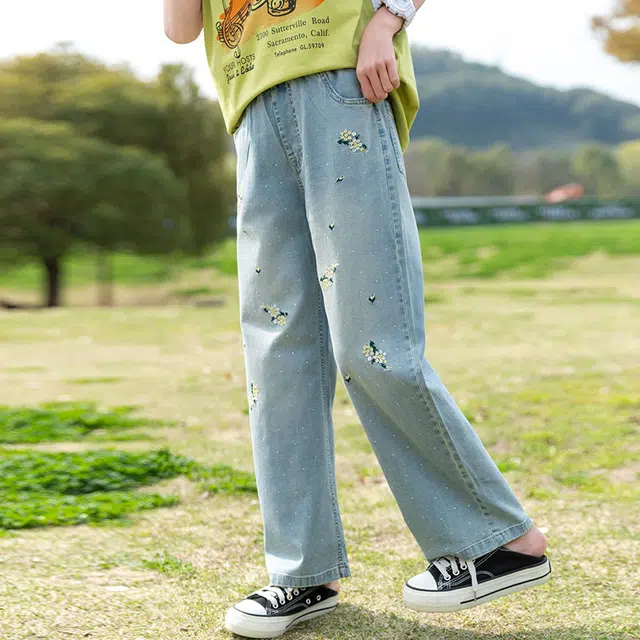 童森童马牛仔裤 宽松舒适休闲时尚百搭潮款夏季女童透气绣花直筒裤 牛仔蓝 青少年