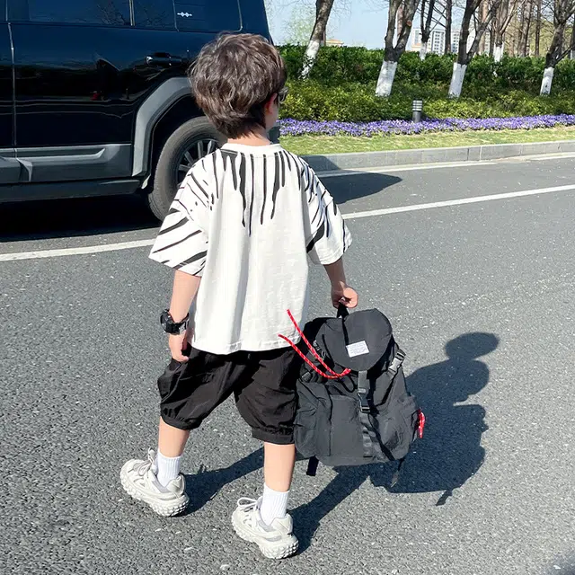 童森童马休闲运动套装 潮流百搭舒适 套装（白色上装+黑色下装） 中小童