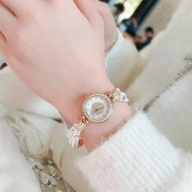 ROCOS MONICA'S PEARL