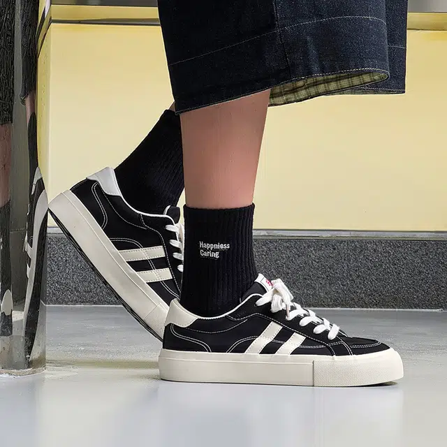 乐乐鱼 韩版百搭学院风休闲个性 耐磨 低帮 板鞋 男款