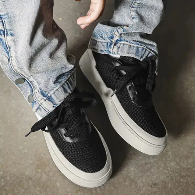 乐乐鱼 百搭休闲小众厚底隐形内增高通勤 包裹性 低帮 板鞋 男款