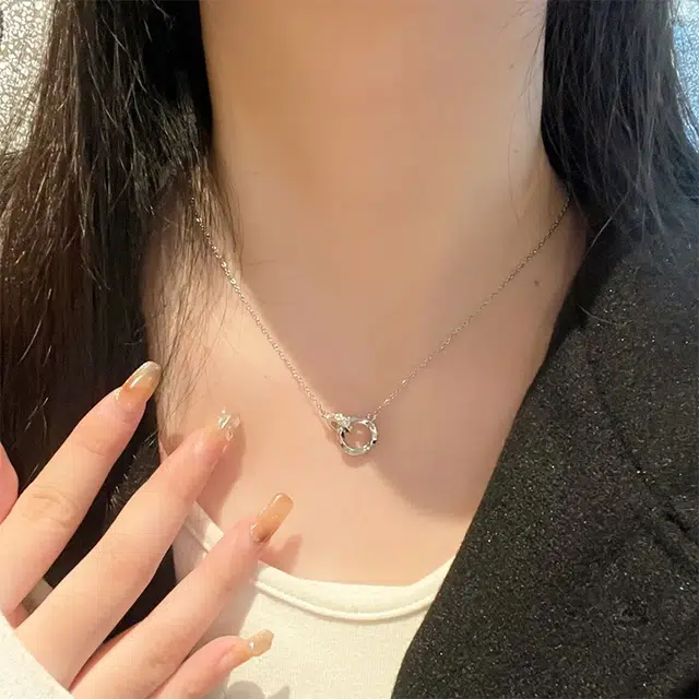 盛岱 莫比乌斯双环 环环相扣百搭个性优雅气质约会高级感宝藏轻奢小众简约惊喜锁骨链 合金  铜 锆石 项链 女款