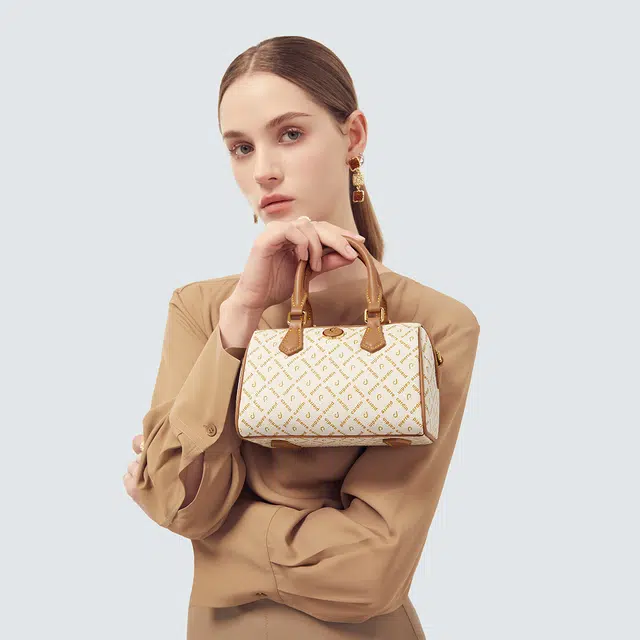 PIERRE CARDIN PVC
