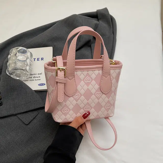 ins pu Tote