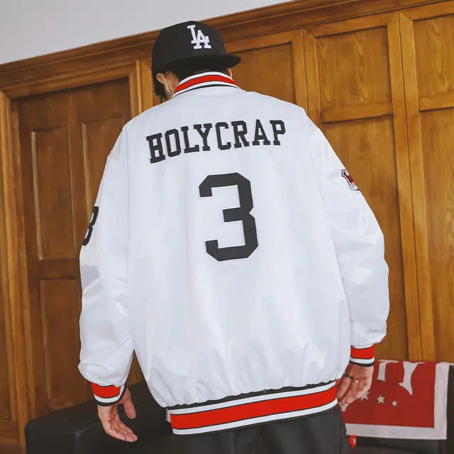Holycrap 3logo