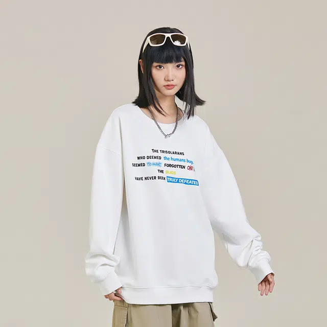 三体 虫子从来就没有被真正战胜过系列  美式复古简约基础款休闲宽松百搭高街街头圆领套头长袖卫衣 男女同款