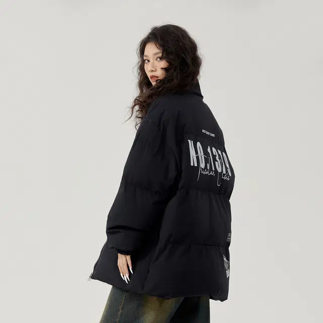 三体 美式复古登山服简约基础款字母印花宽松休闲保暖加厚立领开衫柔软舒适百搭多巴胺面包服棉服 男女同款