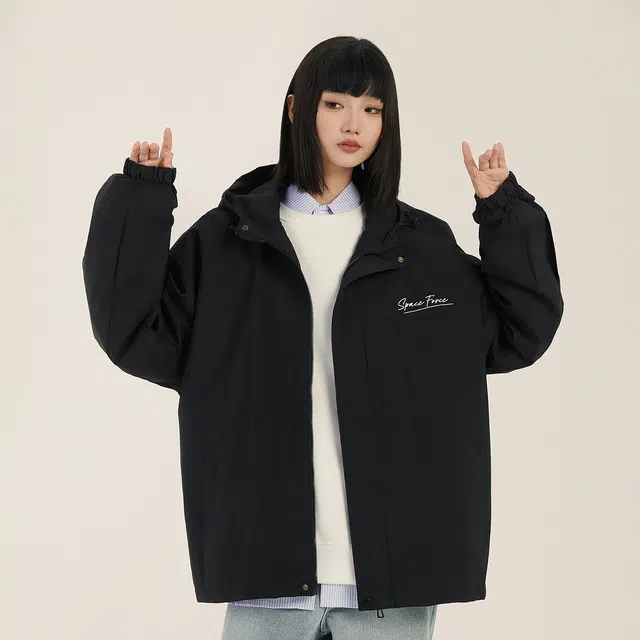 三体 太空军舰队系列 复古美式连帽宽松休闲百搭日常简约基础款纯色袖标户外工装机能风学生多巴胺防风夹克外套 男女同款